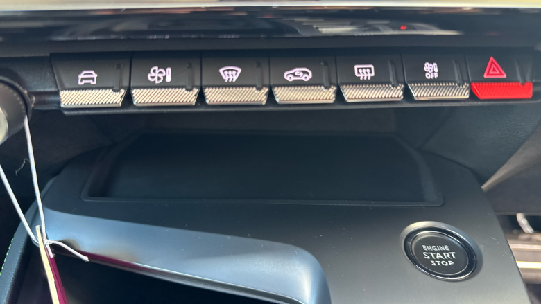 Peugeot 308 115kW GT 54kWh 5dr Auto Electric Hatchback